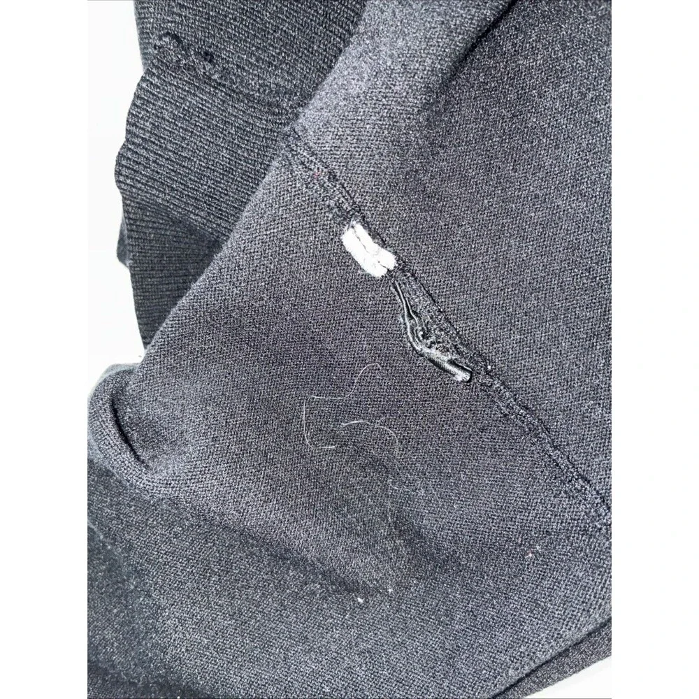 August Silk Knit Crew Neck Sweater Vest Medium Black Shell Tank Top Minimalist